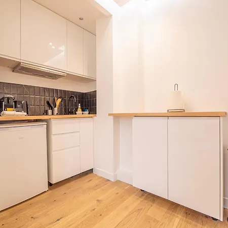 Beautiful Flat Near River